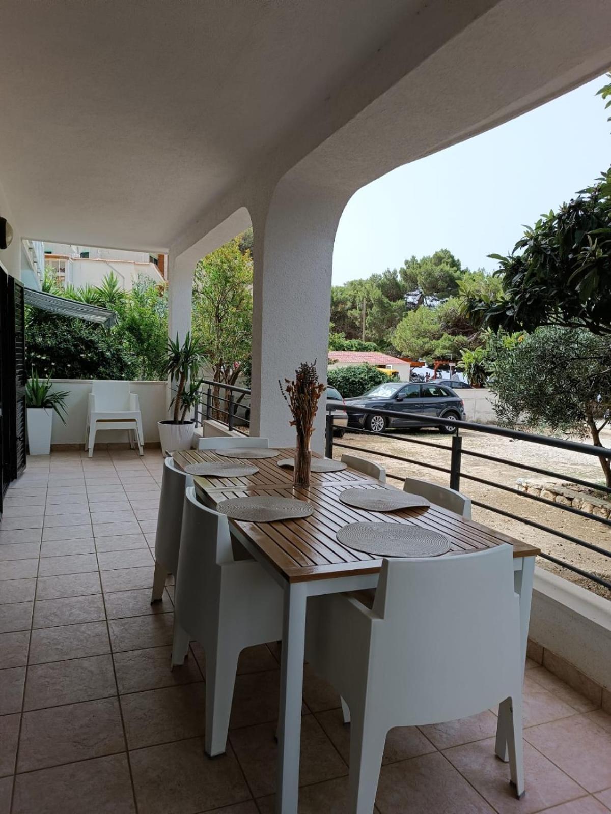 Legin Apartment Zivogosce Exterior photo